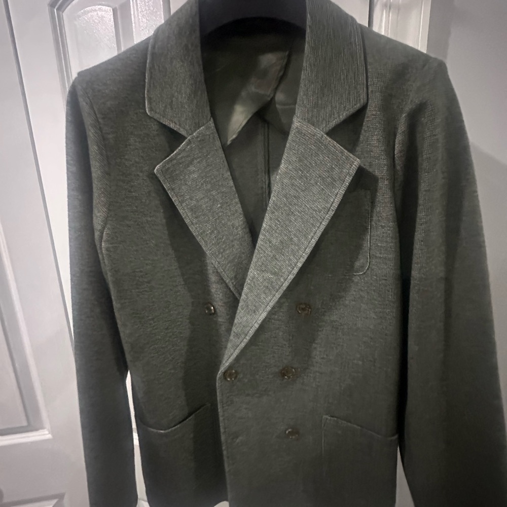 New without tags Classic Green Blazer